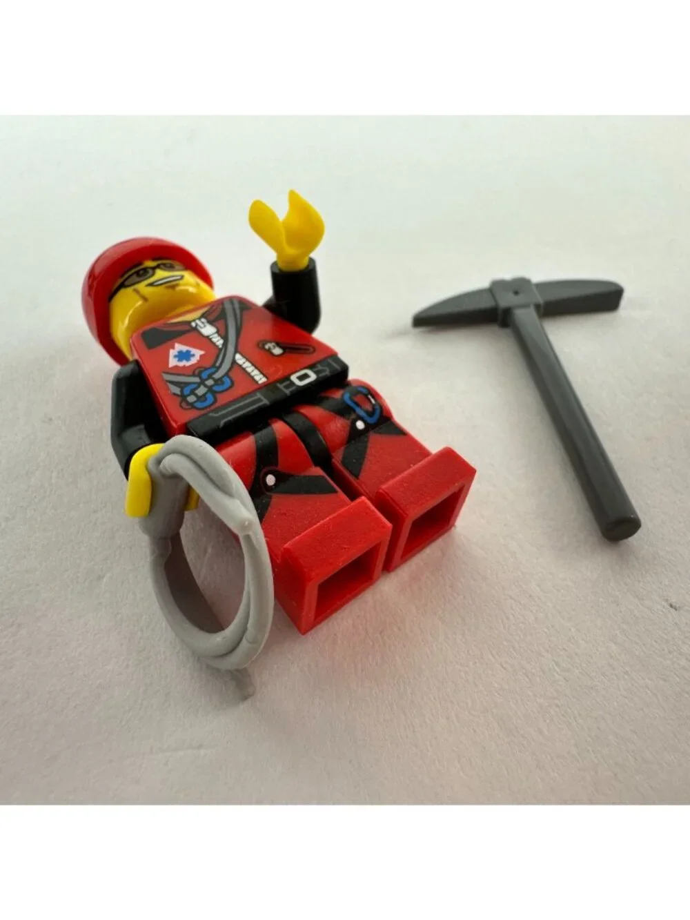 Lego Minifig Mountain Climber Series 11